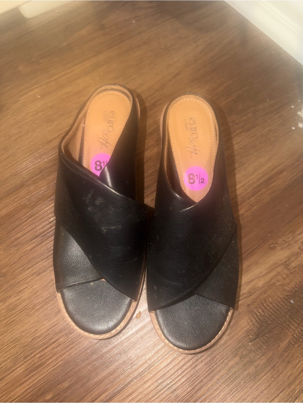 Eurosoft Black Leather Cross-Band Slip-On Mules